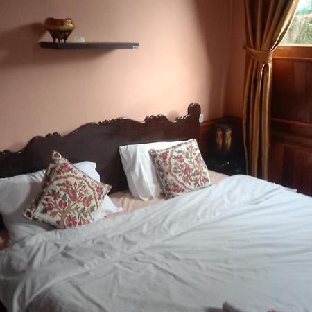 Pukyo Bed And Breakfast Belgian Lao Ban Nangoy Esterno foto