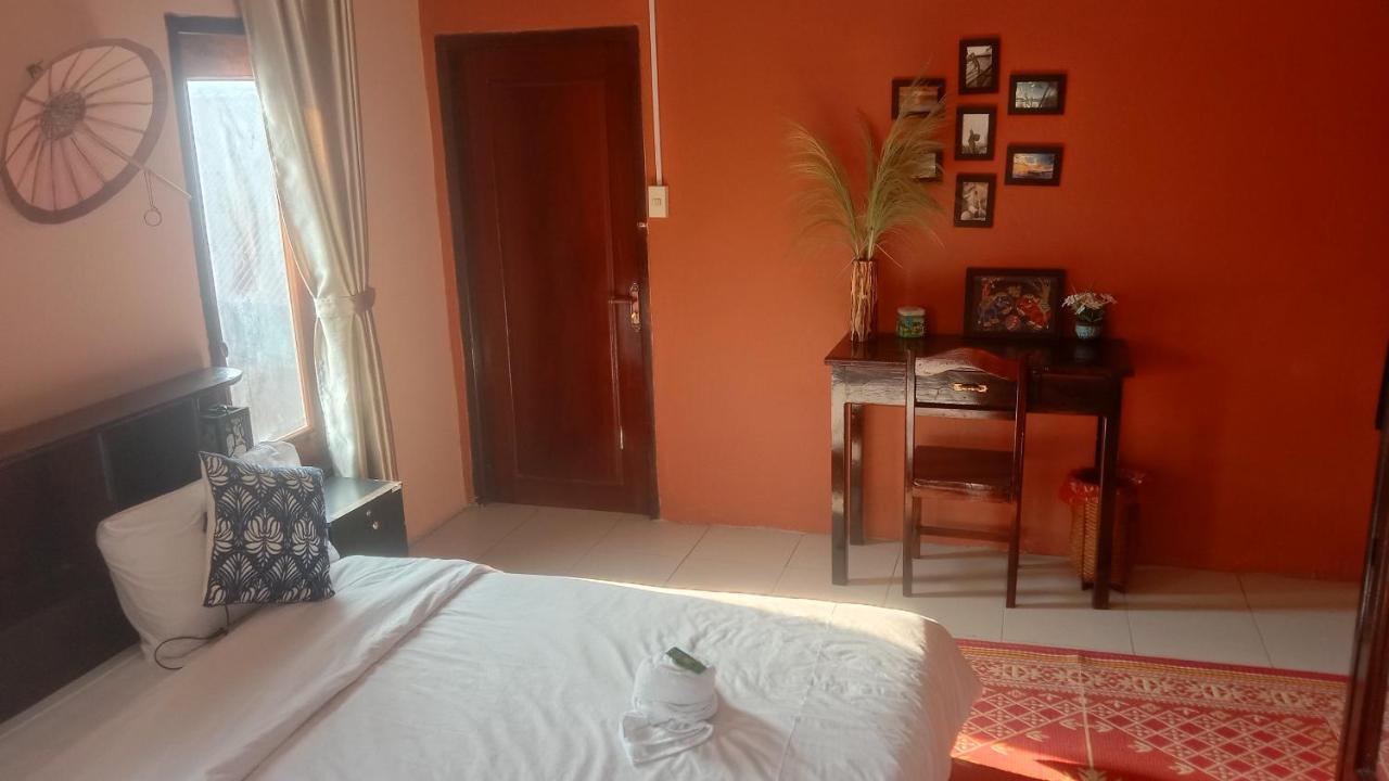 Pukyo Bed And Breakfast Belgian Lao Ban Nangoy Esterno foto