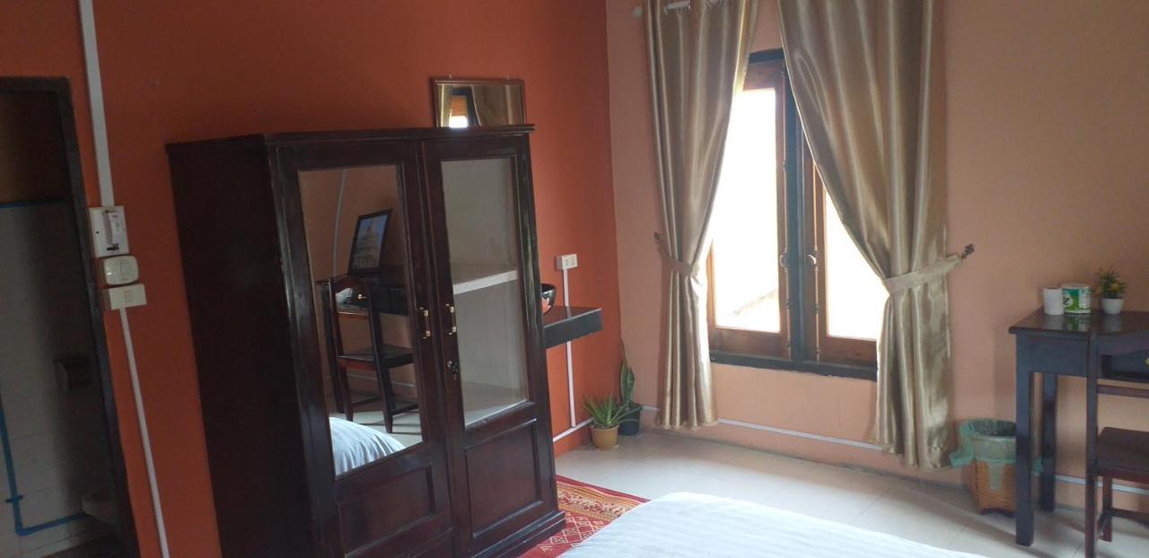 Pukyo Bed And Breakfast Belgian Lao Ban Nangoy Esterno foto